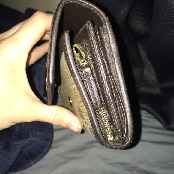 Authentic Gucci wallet main image 0